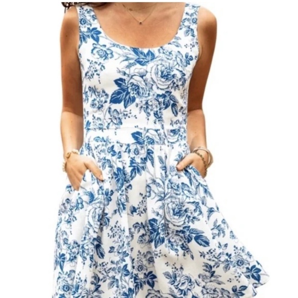 Kiel James Patrick Dresses & Skirts - Kiel James Patrick Blue & White Floral Dress NWT